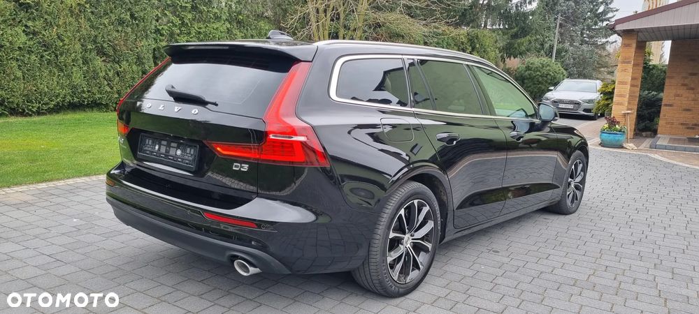 Volvo V60 D3 Momentum Pro - 7