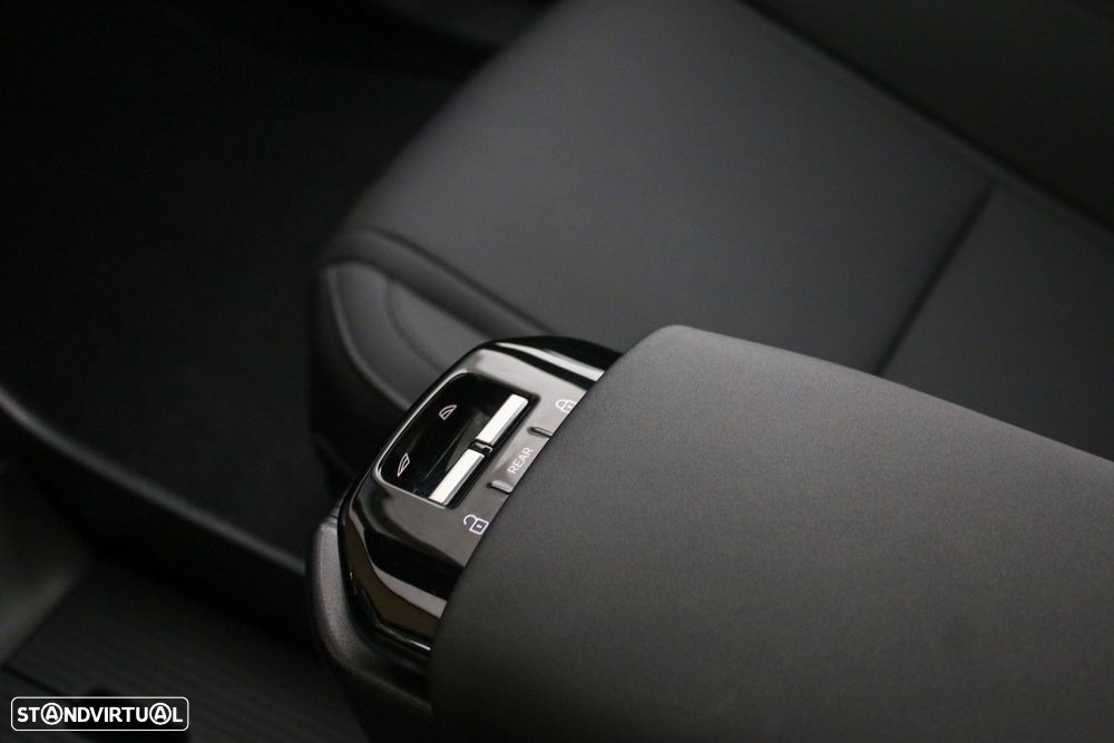 Volvo EX30 69 kWh Single Motor Extended Range Ultra - 26