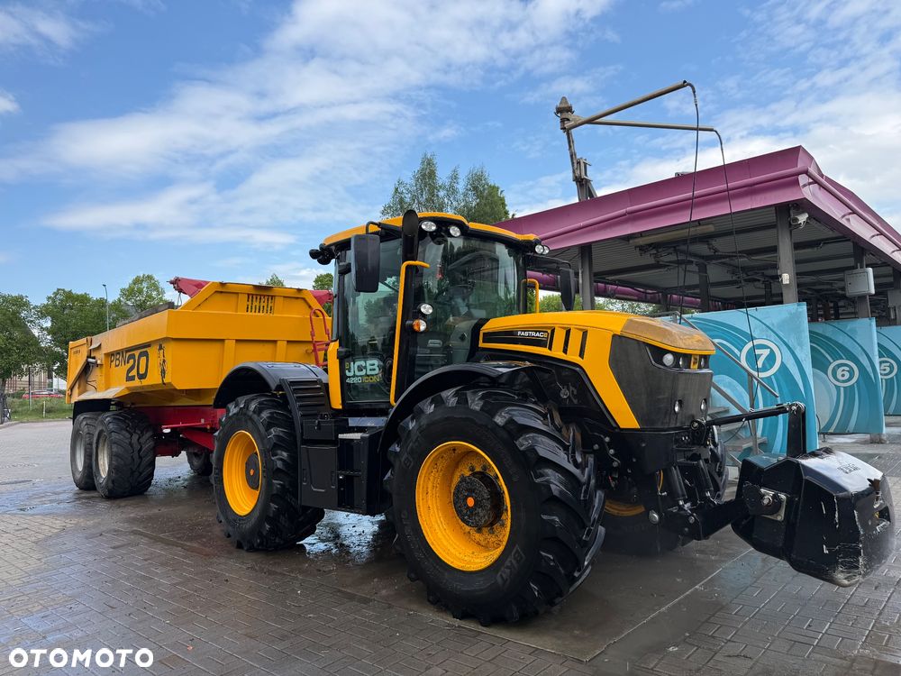 JCB FASTRAC 4220 iCON - 33
