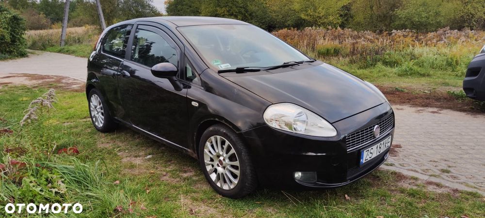 Fiat Grande Punto - 21