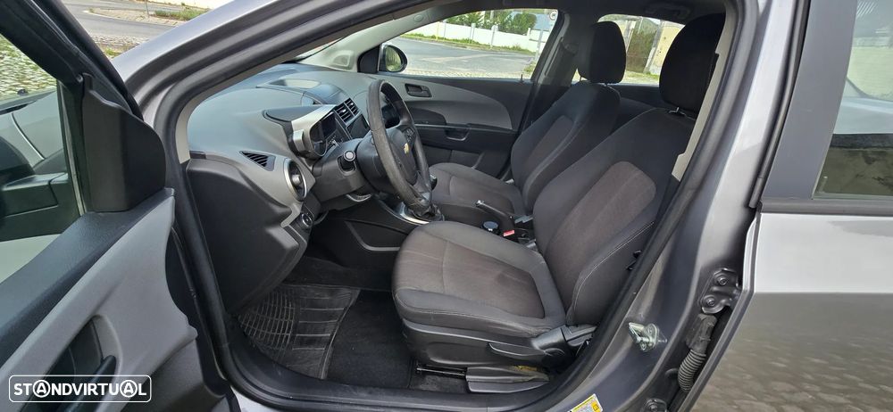 Chevrolet Aveo 1.3 VCDi LT - 8