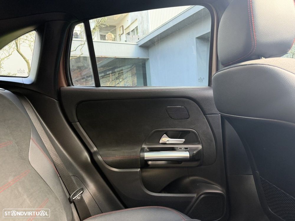 Mercedes-Benz GLA 250 e 8G-DCT AMG Line - 16