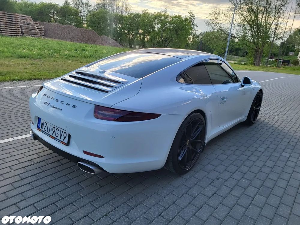 Porsche 911 Carrera PDK - 3