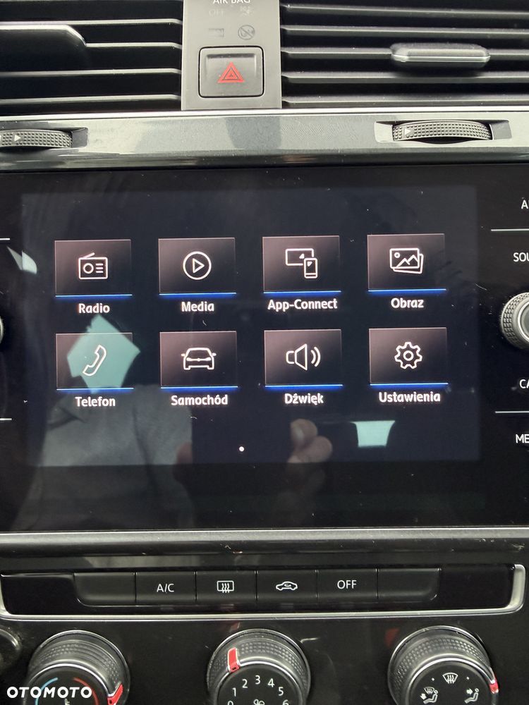Volkswagen Golf 1.6 TDI BMT Comfortline - 10