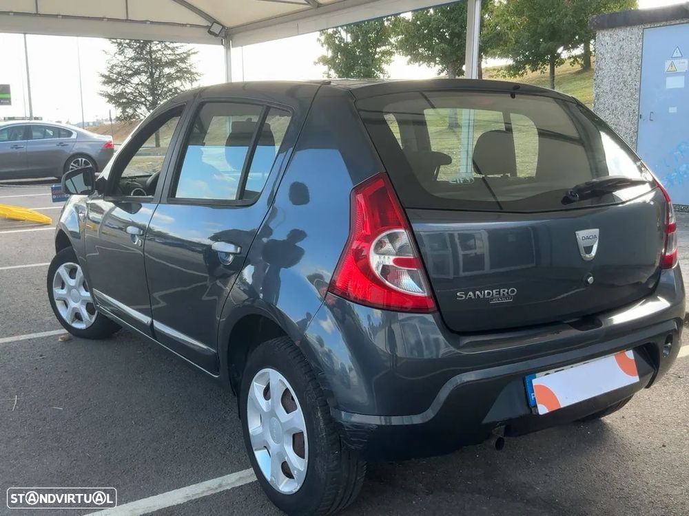 Dacia Sandero - 3