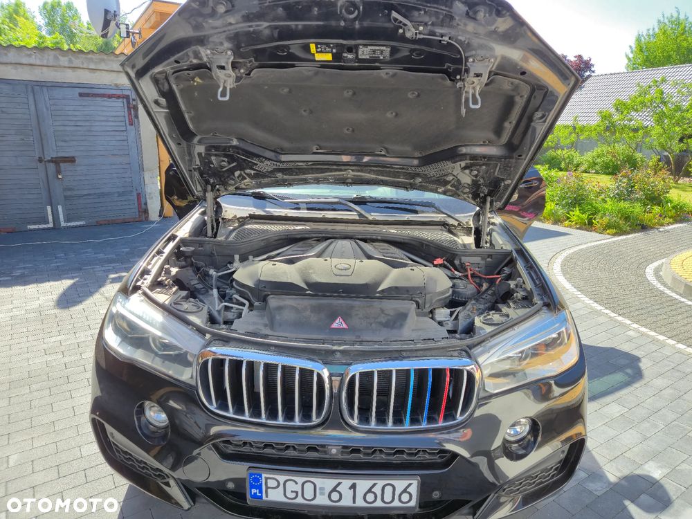 BMW X6 xDrive50i - 32