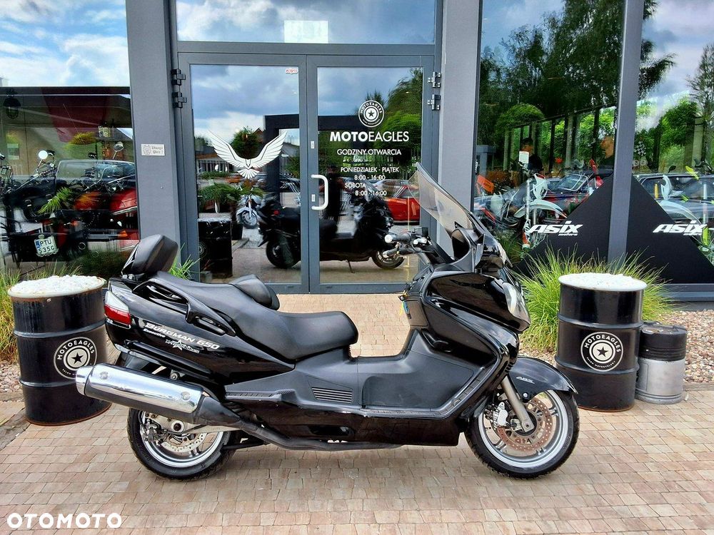 Suzuki Burgman - 1