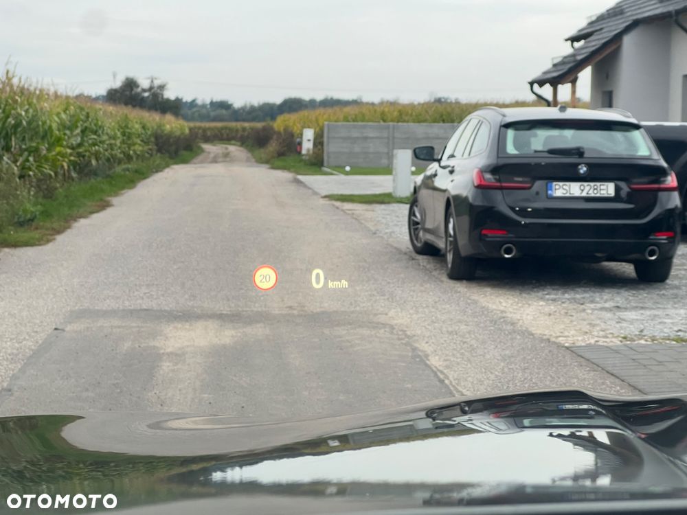 BMW Seria 5 525d Sport-Aut Modern Line - 35