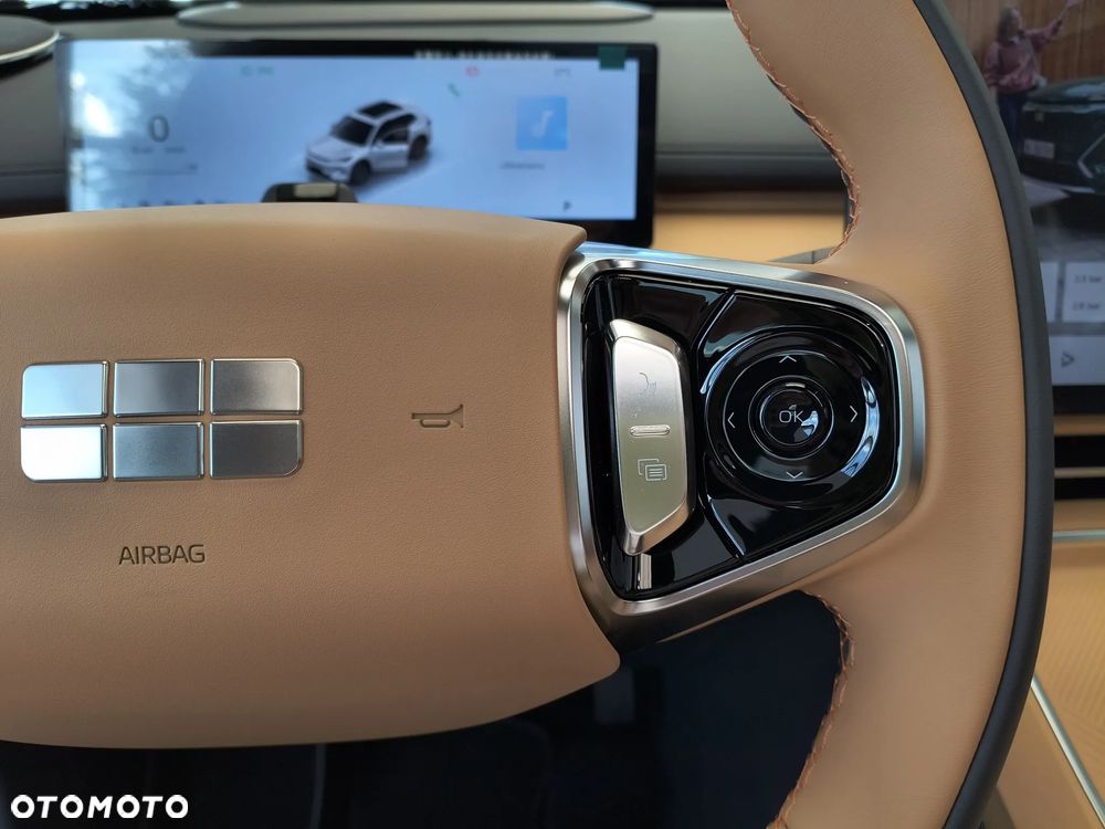 Geely Starray - 33