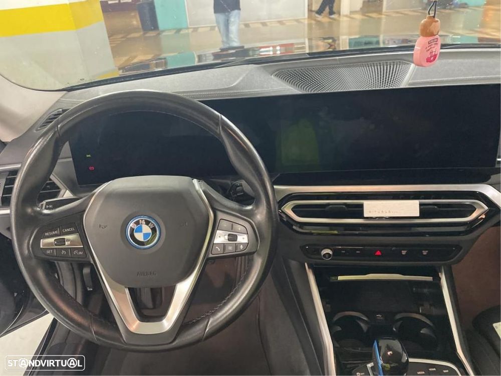 BMW i4 eDrive40 - 4