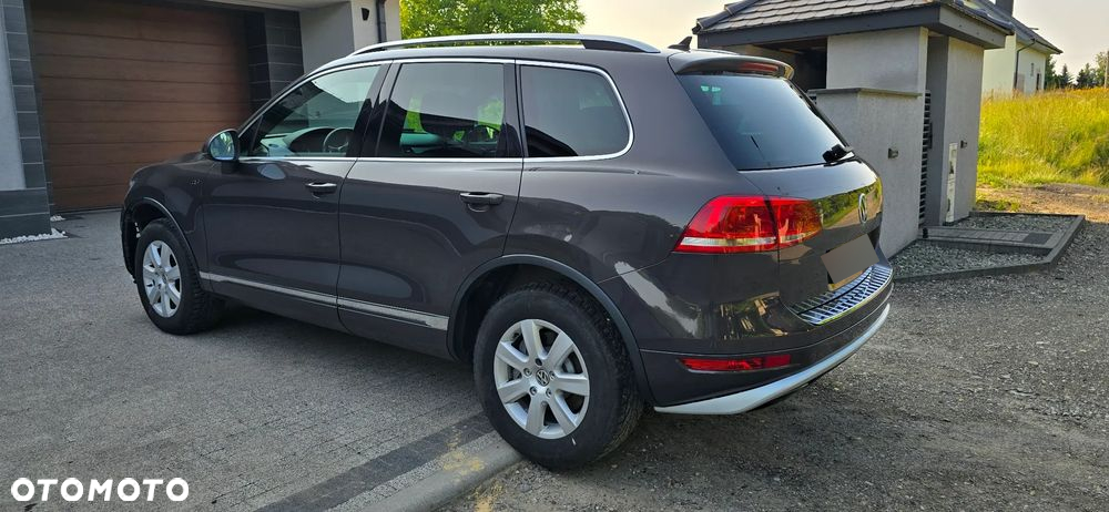 Volkswagen Touareg 3.0 V6 TDI BMT R-Style - 9