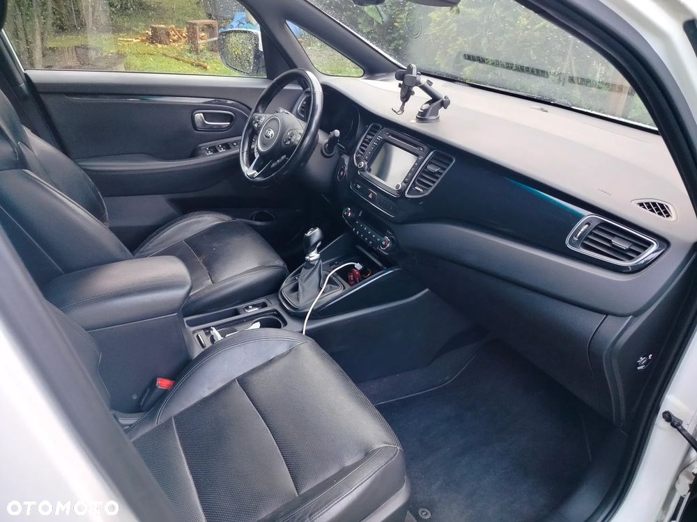 Kia Carens 1.7 CRDi Spirit - 9