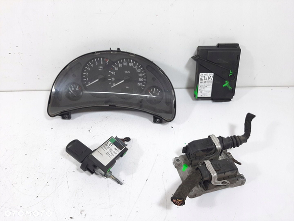 OPEL CORSA C 1.2 16V 3D 01R STEROWNIK SILNIKA ZESTAW 0261206074 09115112