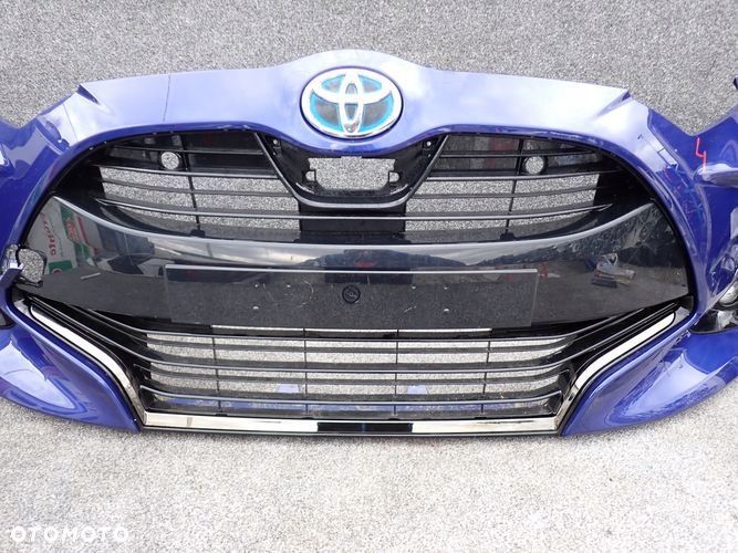 TOYOTA YARIS IV zderzak przedni przód - 2