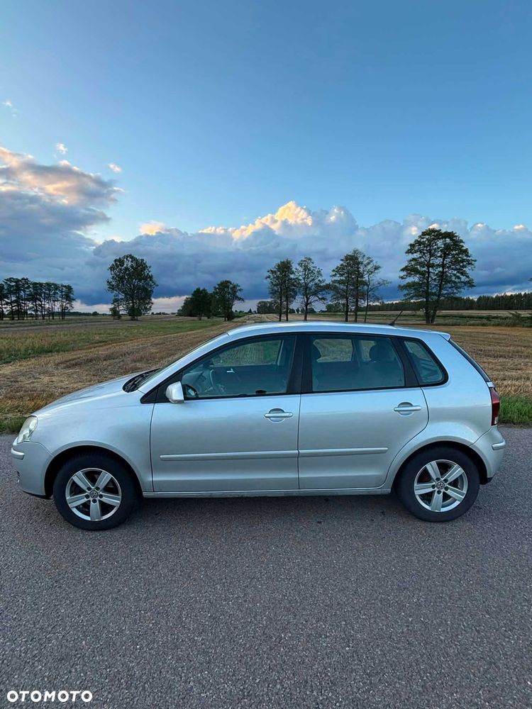 Volkswagen Polo - 5