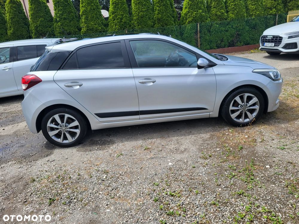 Hyundai i20 1.4 Comfort - 4