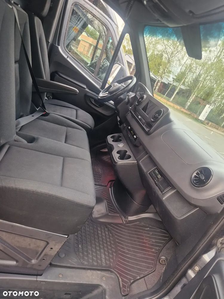 Mercedes-Benz sprinter - 13