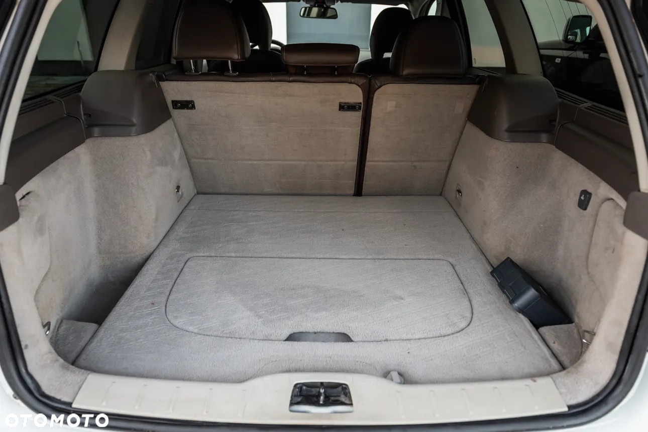 Volvo V50 2.4i Momentum - 26