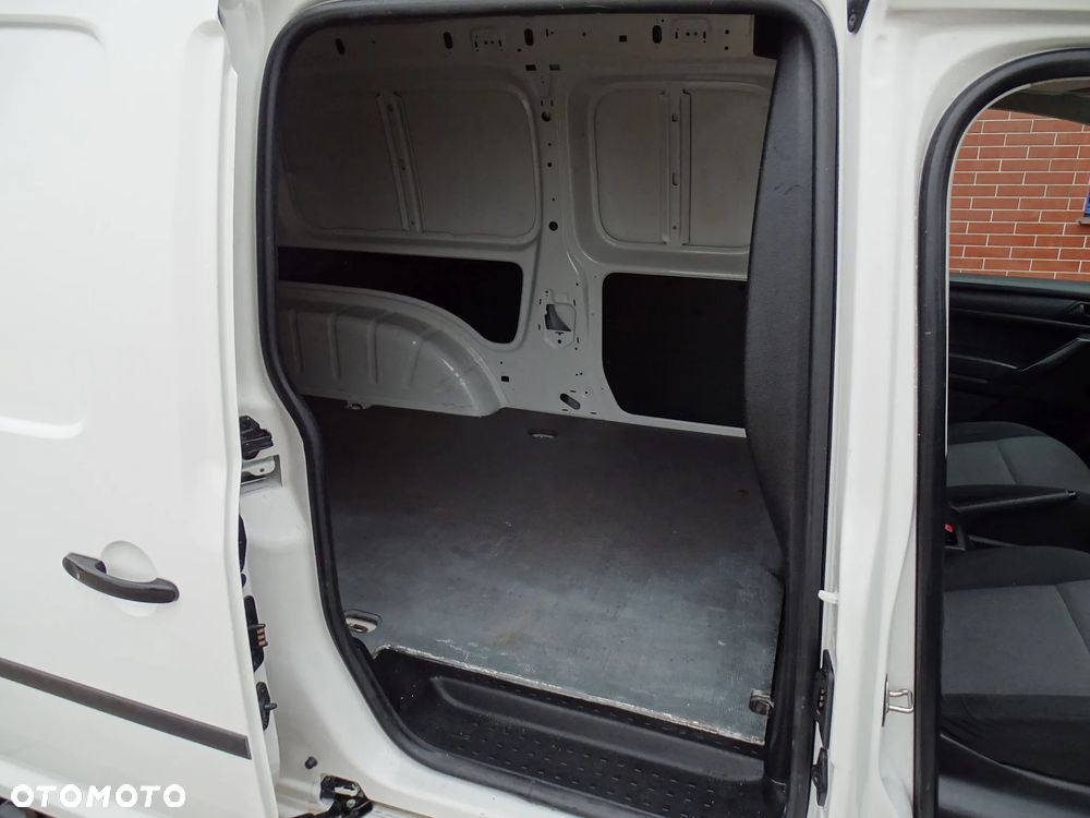 Volkswagen Caddy Maxi - 18