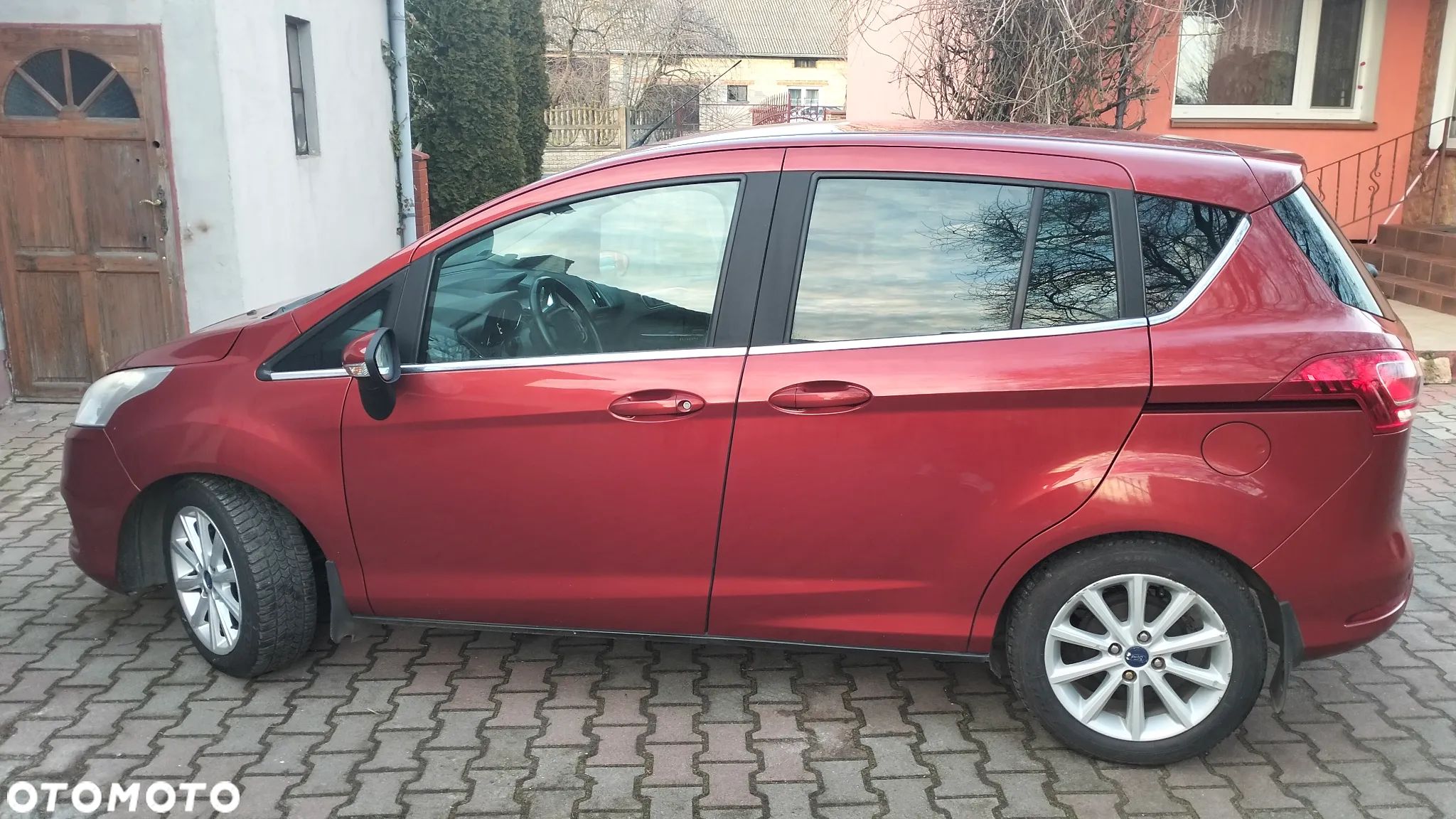 Ford B-MAX - 1