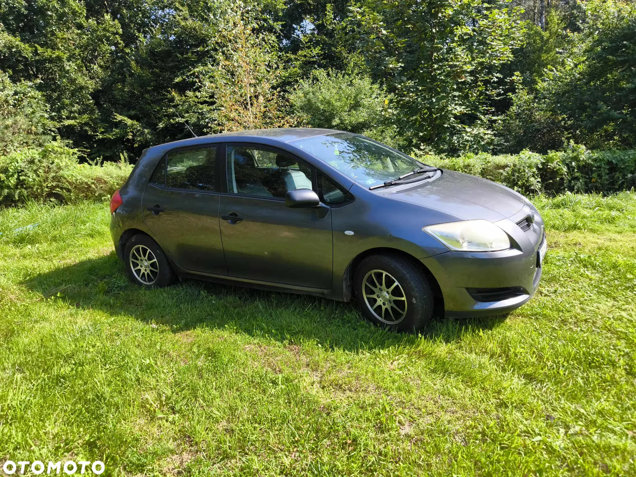 Toyota Auris 1.4 D-4D Terra - 8