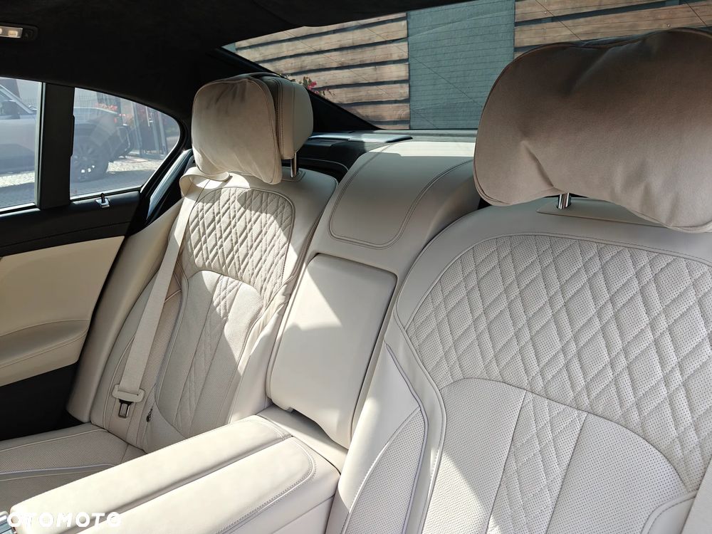 BMW Seria 7 M760Li xDrive - 33