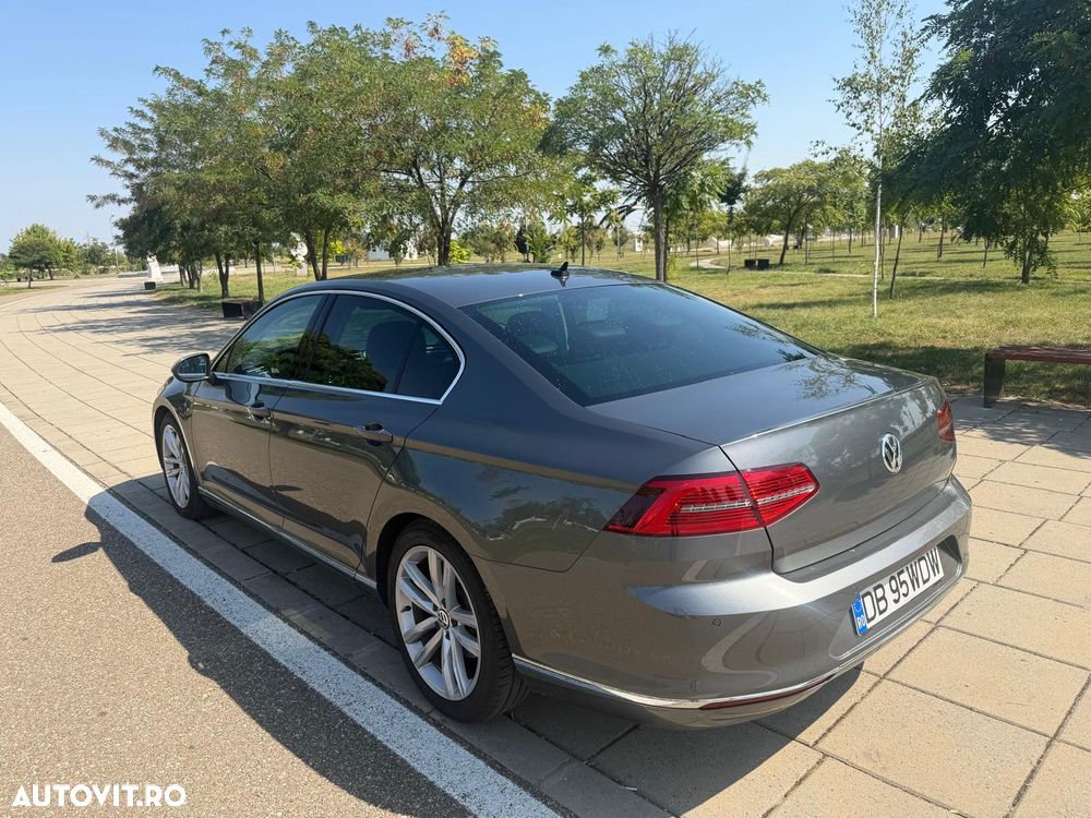 Volkswagen Passat 2.0 TDI Highline - 5
