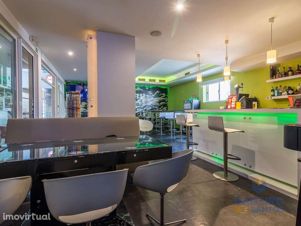 Café / Bar - São Martinho do Porto- Costa de Prata - Grande imagem: 4/12