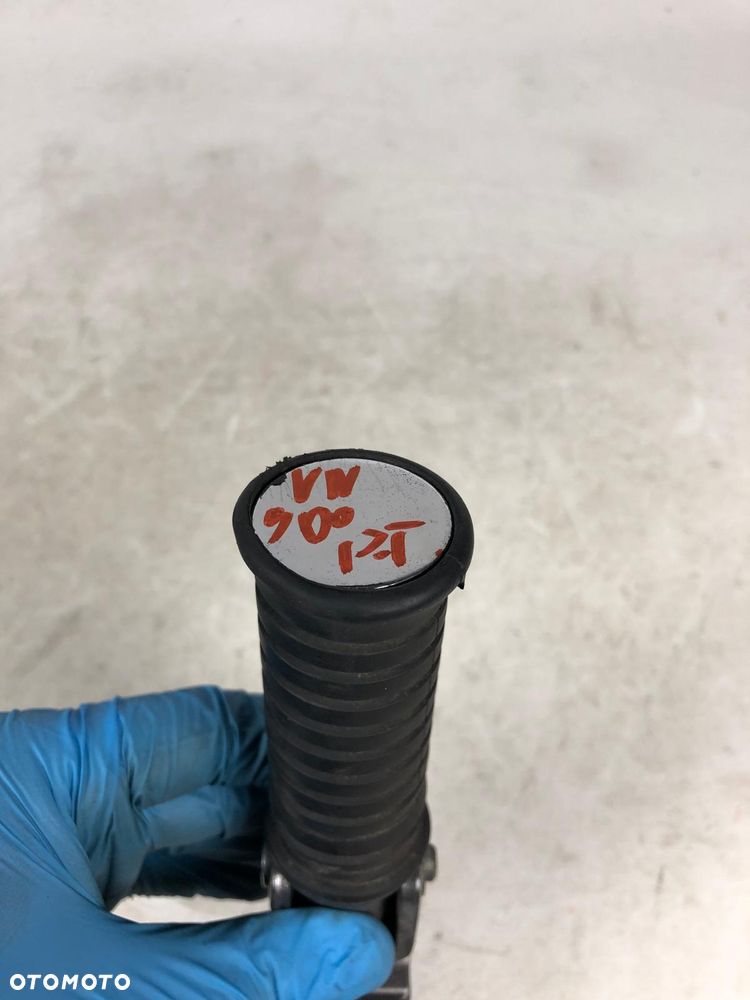 Kawasaki VN 900 06- Set Podnóżek Prawy Tył - 4