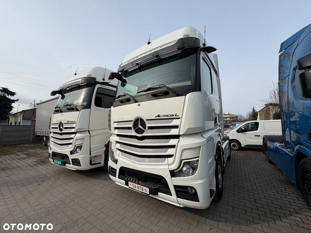 Mercedes-Benz ACTROS  L 1845 GigaSpace - 2