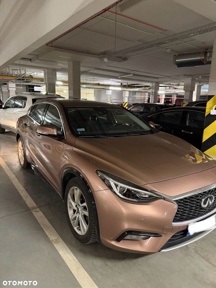 Infiniti Q30 1.5d Business 7DCT - 13