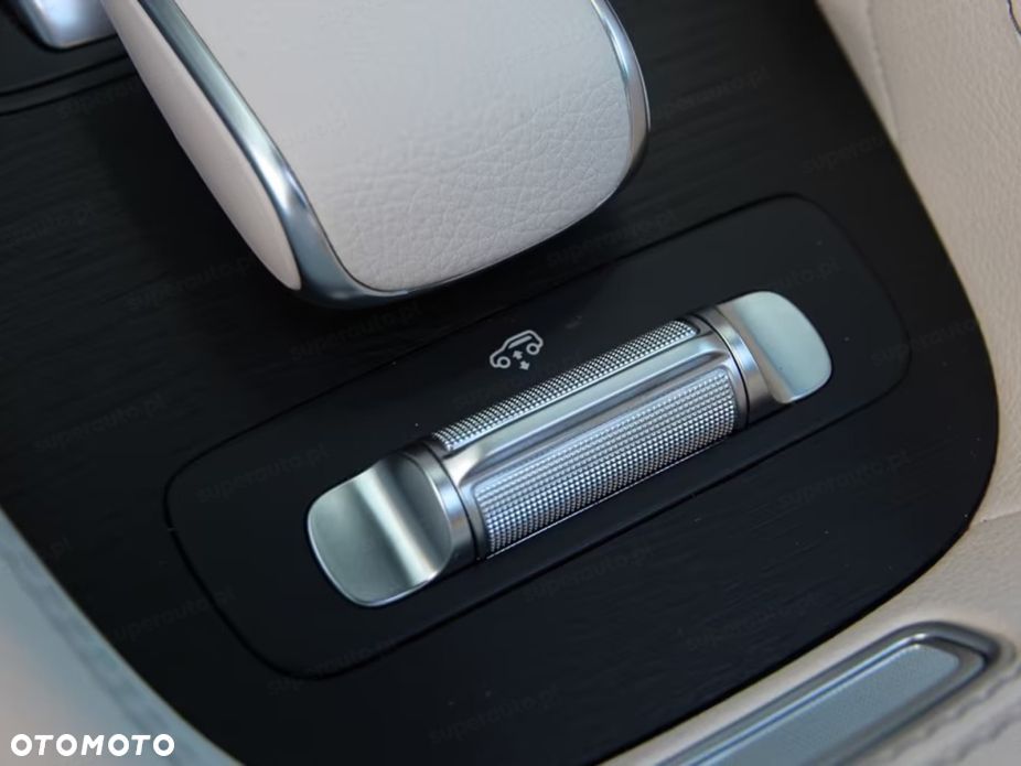 Mercedes-Benz GLE - 11