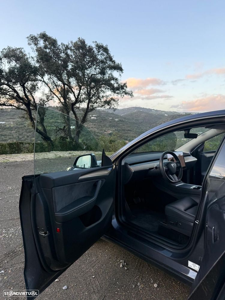 Tesla Model Y Long Range Tração Integral - 9