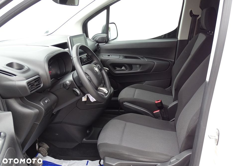 Toyota ProAce Kombi D-4D Medium 2,6t - 12