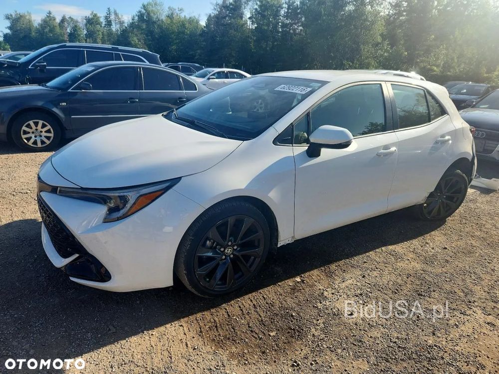 Toyota Corolla - 1