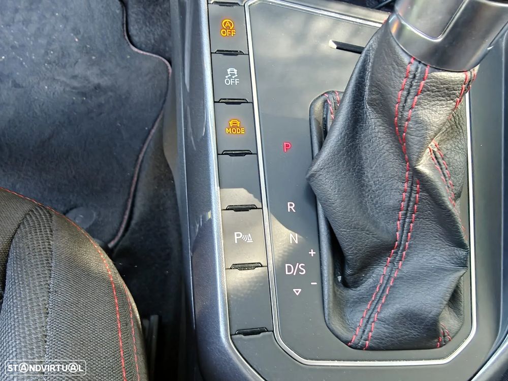 VW Polo 2.0 TSI GTI DSG - 47