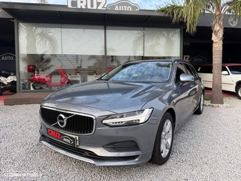 Volvo V90 2.0 D4 Momentum Geartronic - 17