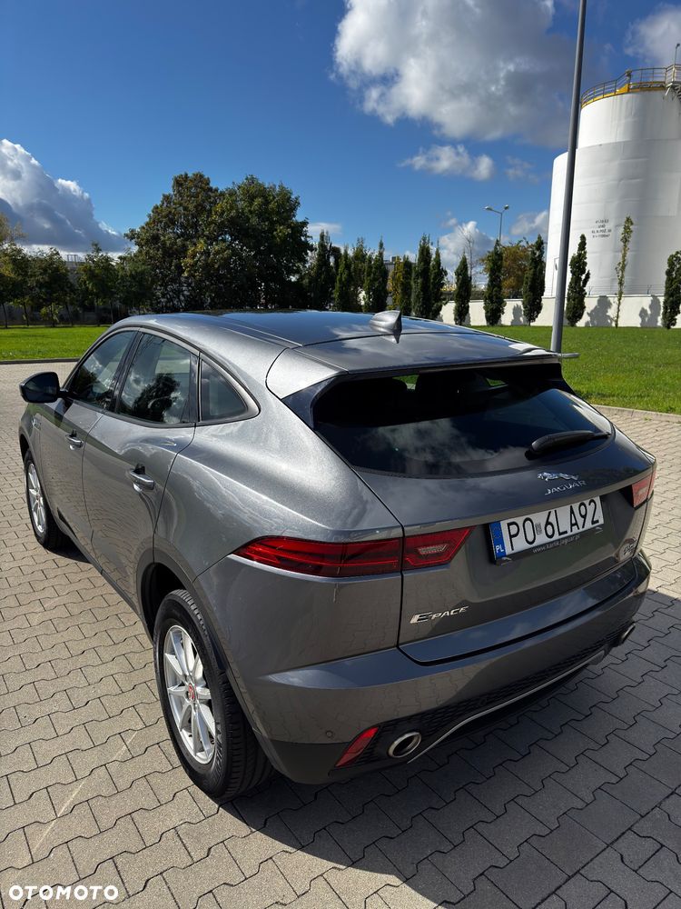 Jaguar E-Pace 2.0 i4D AWD - 3