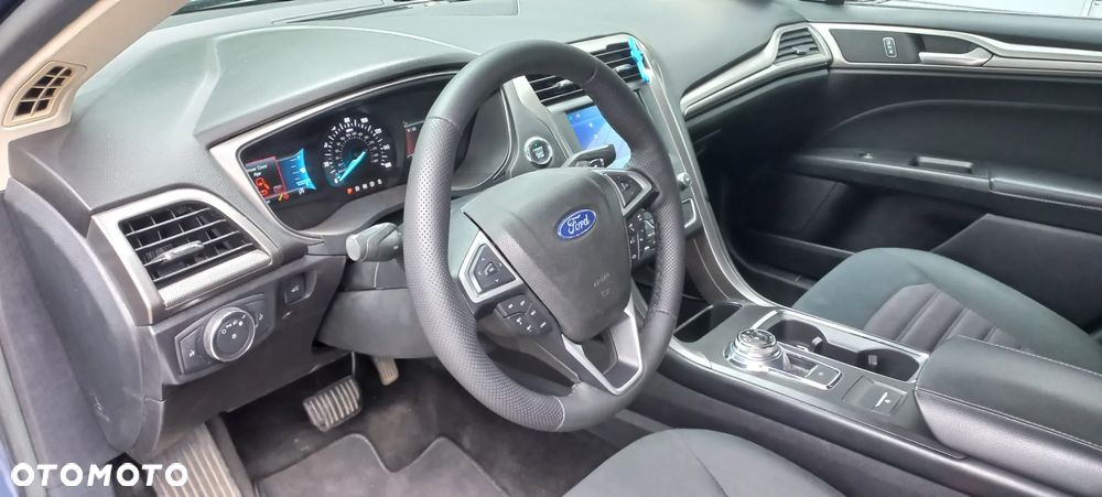Ford Mondeo - 21