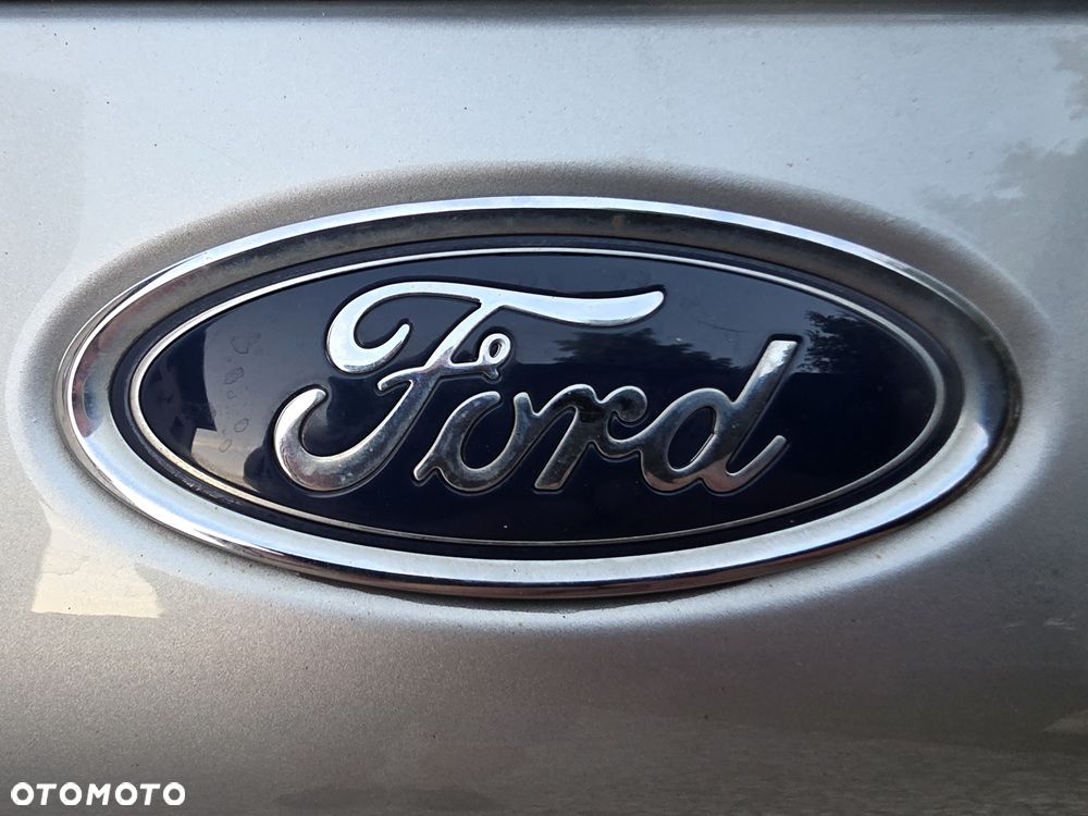 Ford Focus 1.5 EcoBlue Start-Stopp-System COOL&CONNECT DESIGN - 40