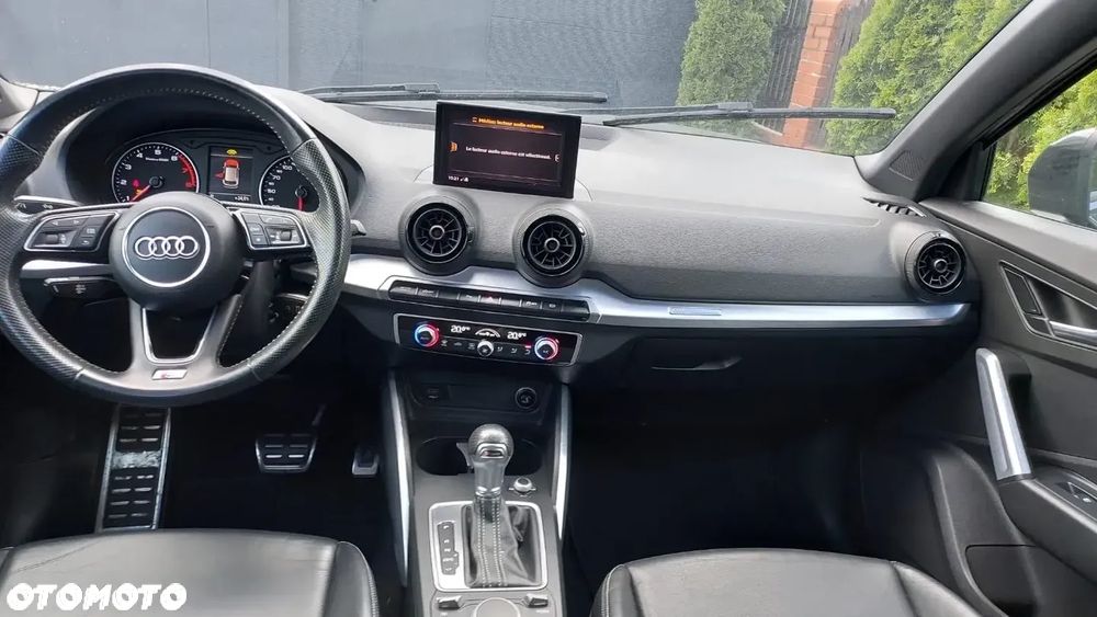 Audi Q2 1.4 TFSI CoD Sport S tronic - 10