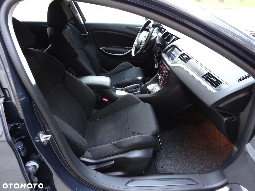 Citroën C5 2.0i 16V Confort Equilibre Navi - 24