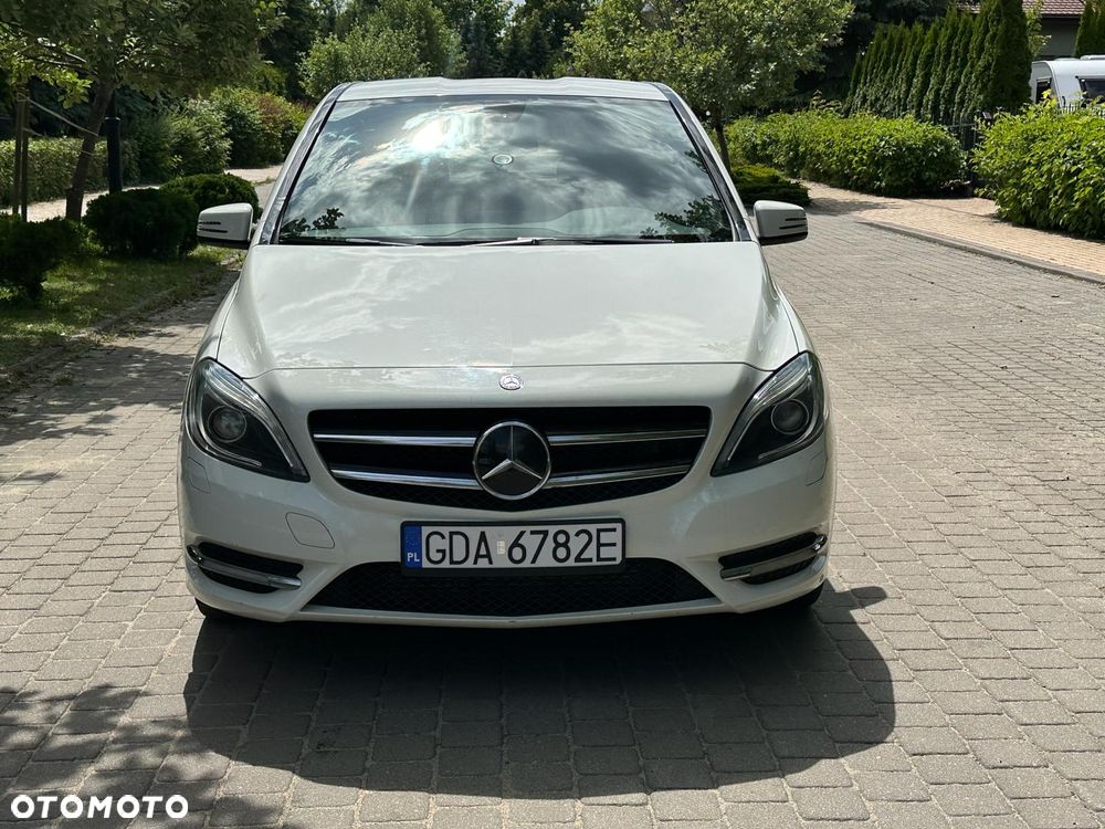 Mercedes-Benz Klasa B 180 CDI (BlueEFFICIENCY) - 2