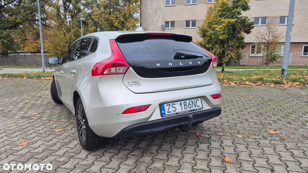 Volvo V40 2016 photo 5