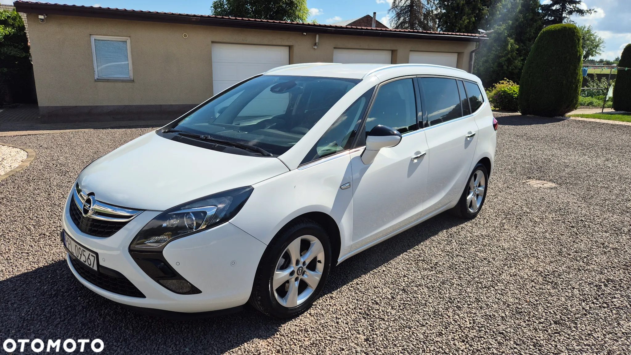 Opel Zafira 2.0 CDTI Cosmo - 2