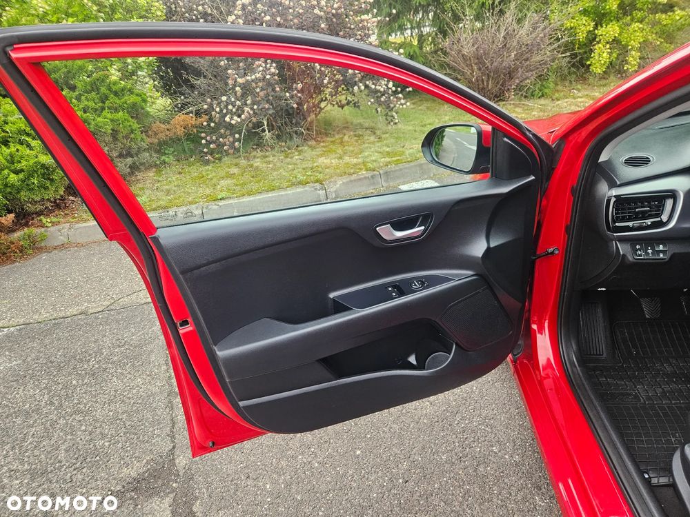 Kia Rio 1.2 Dream Team Edition - 20