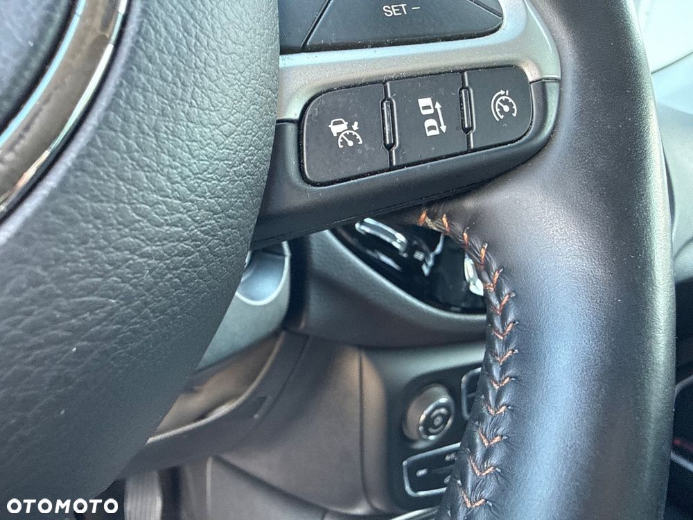 Jeep Compass - 29