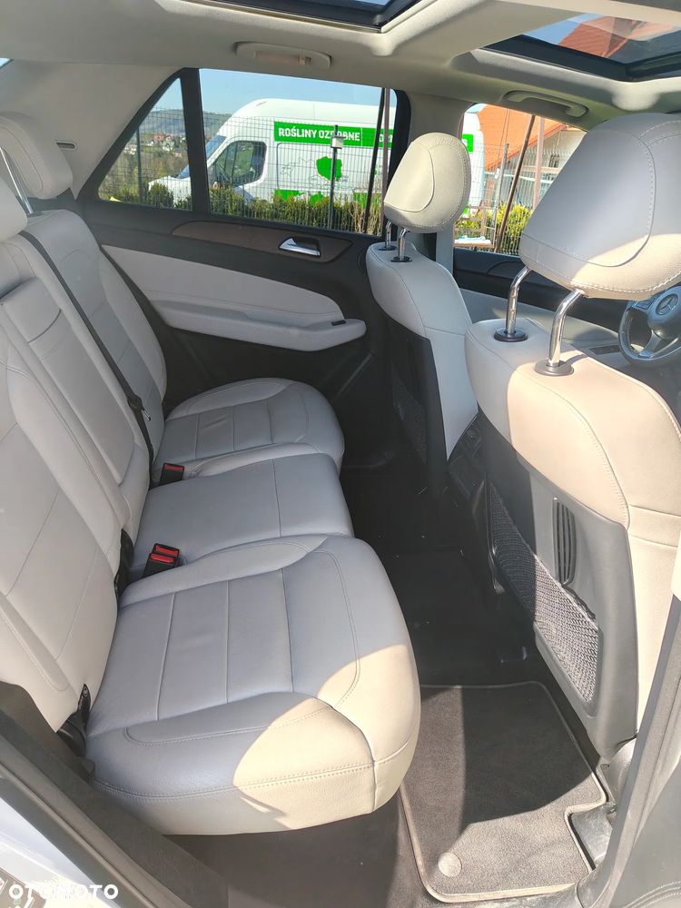 Mercedes-Benz GLE - 9