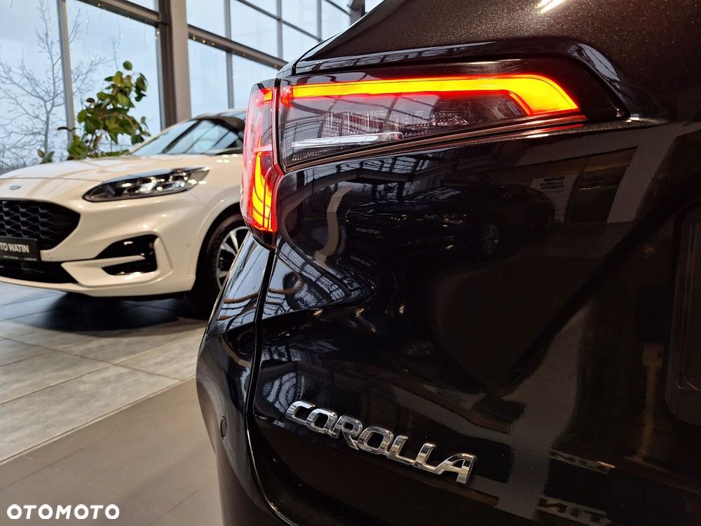 Toyota Corolla 1.8 Hybrid Comfort - 10