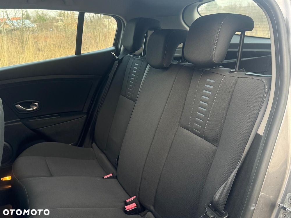 Renault Megane 1.6 16V Generation - 14